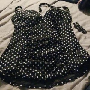 Size 2 Torrid Tankini swimsuit top